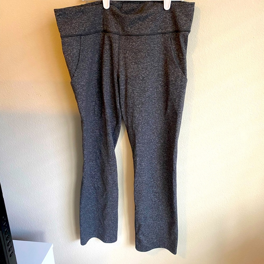 Heather gray Under Armour leggings